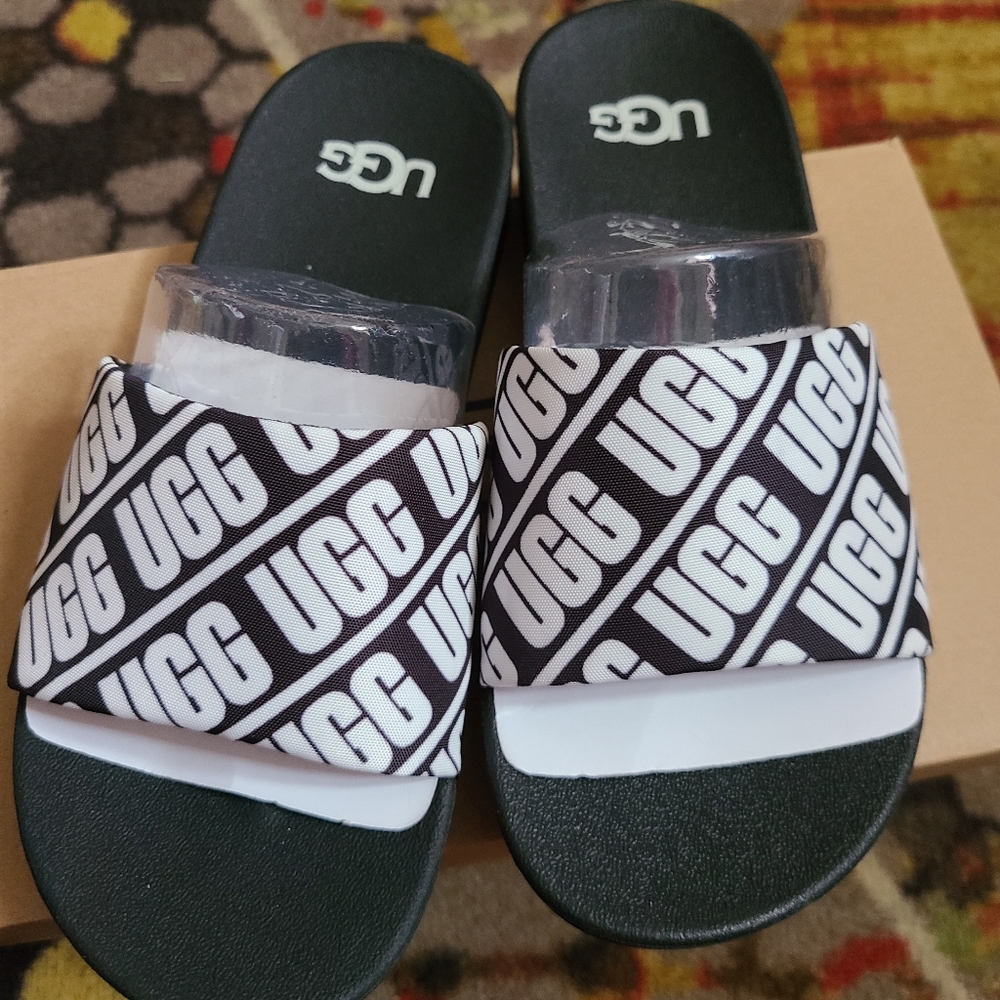 UGG Flip Flop